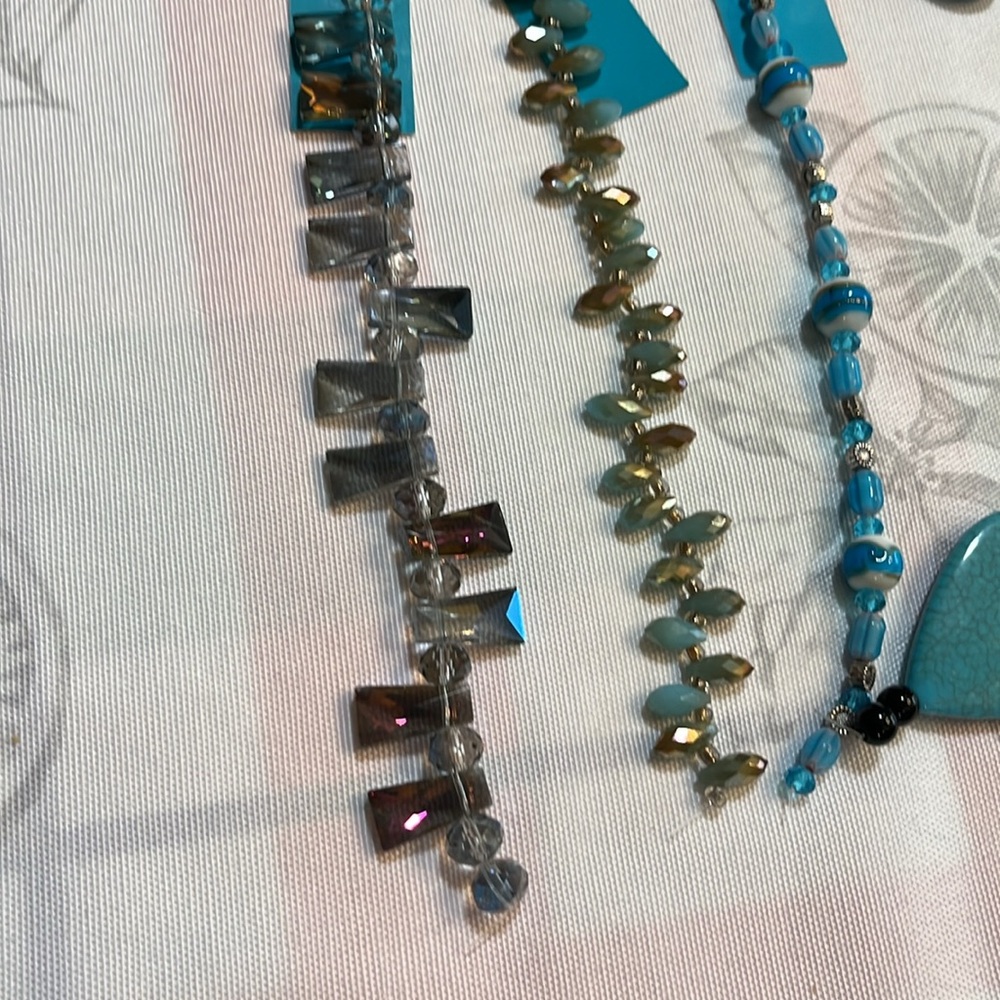 Hildie & Jo Blue beads. - Picture 5 of 12